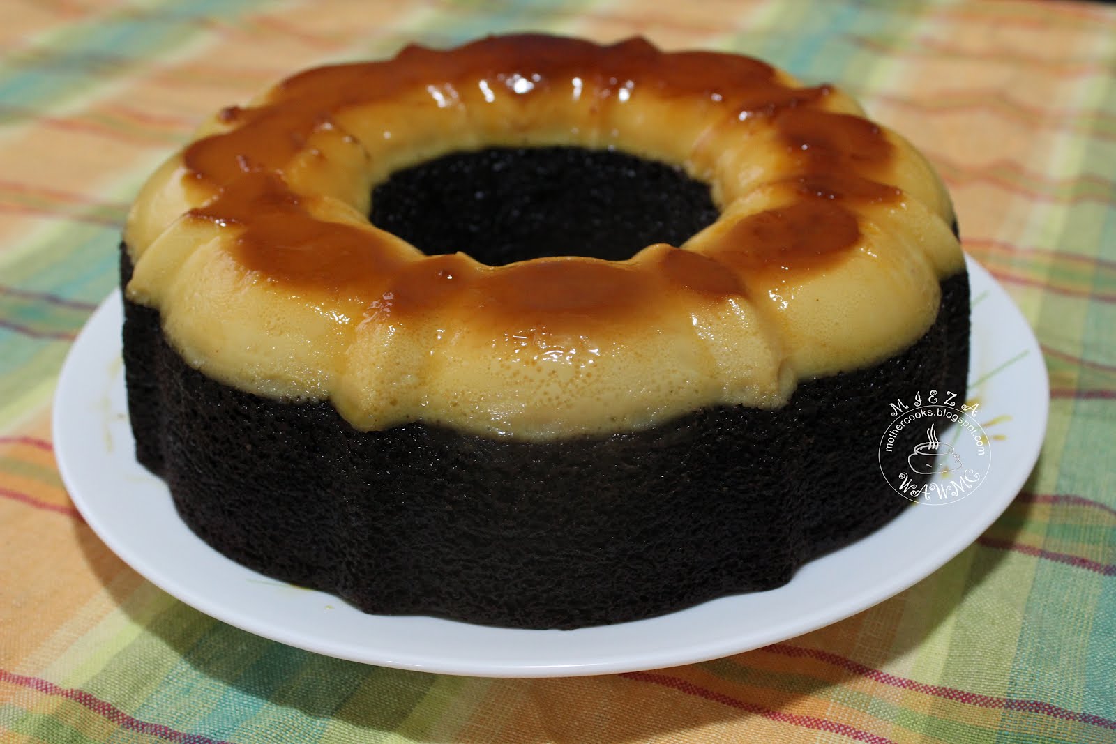The Scarlet Apron Kek Coklat Puding Karamel