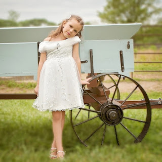 Dutch white color flower girl wedding dress Dutch white color flower girl wedding dress