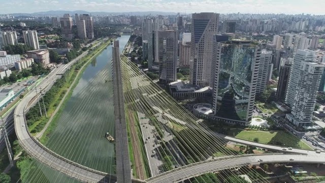 Governo de São Paulo prorroga quarentena até 22 de abril Governo de São Paulo prorroga quarentena