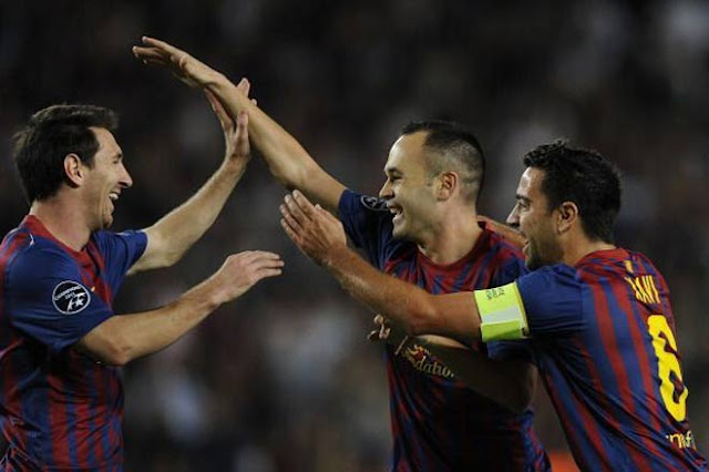 Tiền vệ vĩ đại nhất thế giới: Iniesta bầu cho thần tượng và Xavi Tiền vệ vĩ đại nhất thế giới: Iniesta bầu cho thần tượng và Xavi