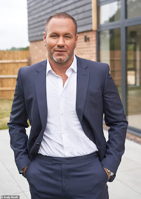 BRITISH LONELY MILLIONAIRE IS SEARCHING FOR A WOMAN TO SPEND HIS LIFE WITH