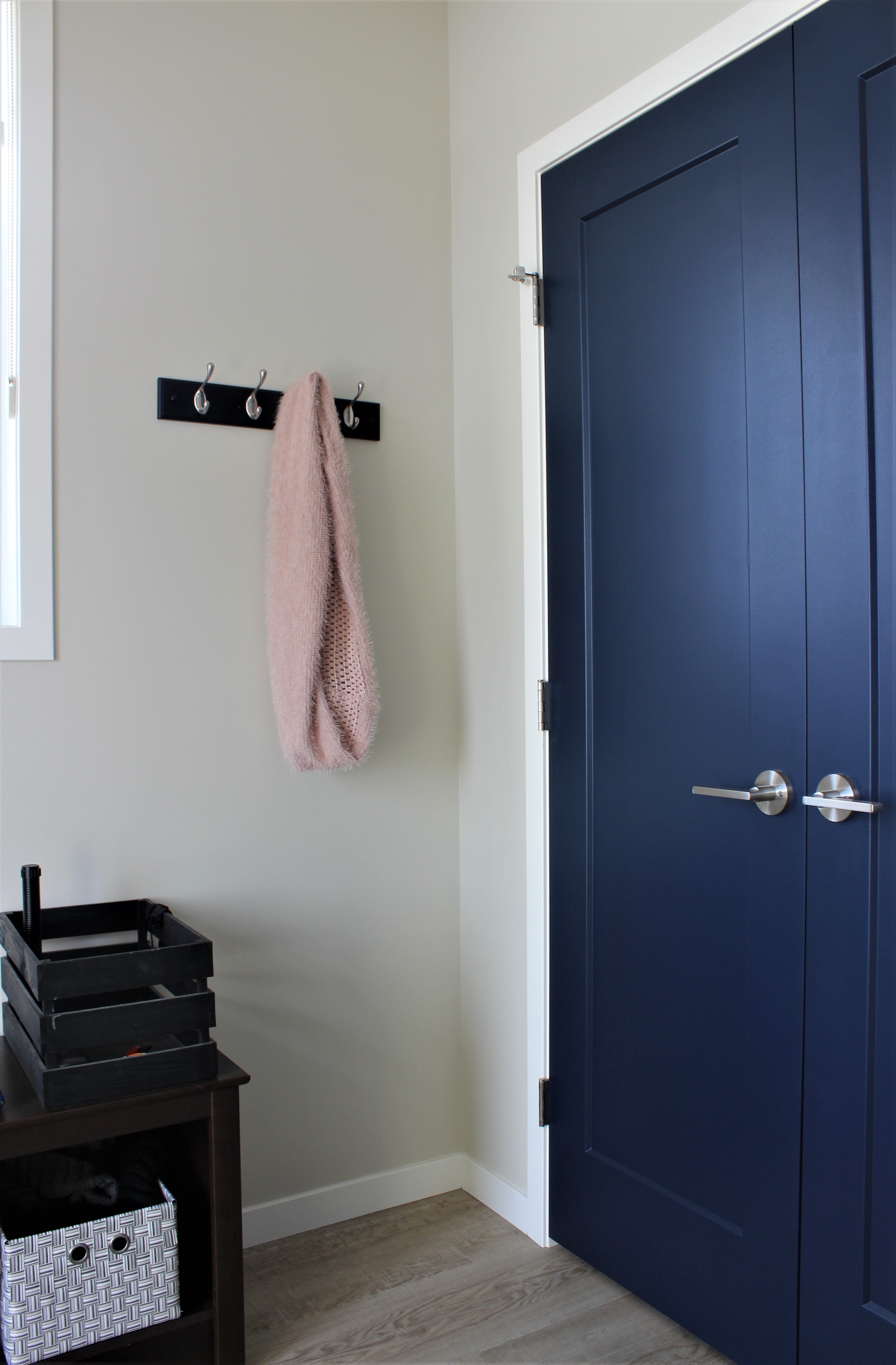 My 5 Favourite Dark Blue Paint Colours by Sherwin Williams