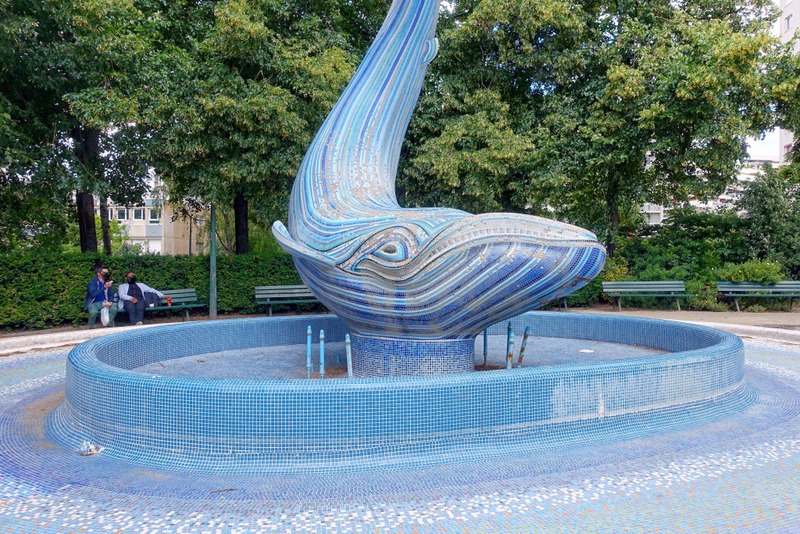 Paris Fontaine de la Baleine Bleue Square Saint Eloi XIIème