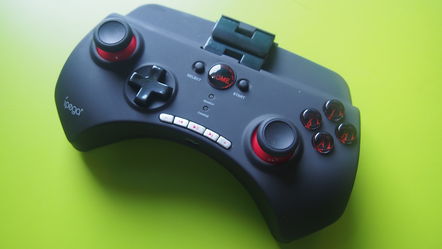 как подключить джойстик ipega к компьютеру