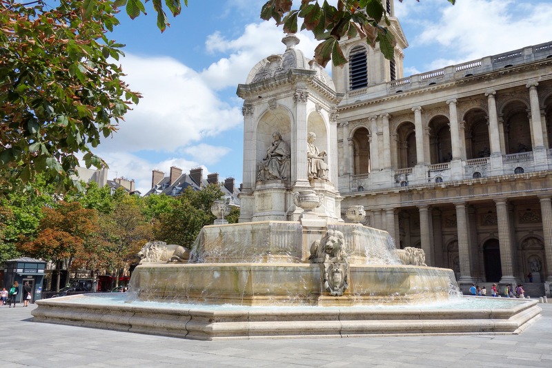 Paris Fontaine Saint Sulpice, élégance renaissance pour une