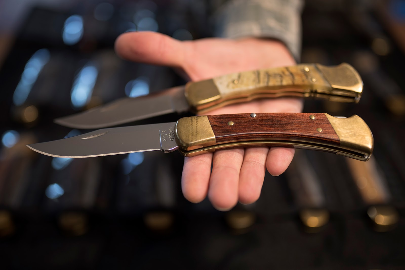 How to Choose the Best Hunting Knife Buying Guide