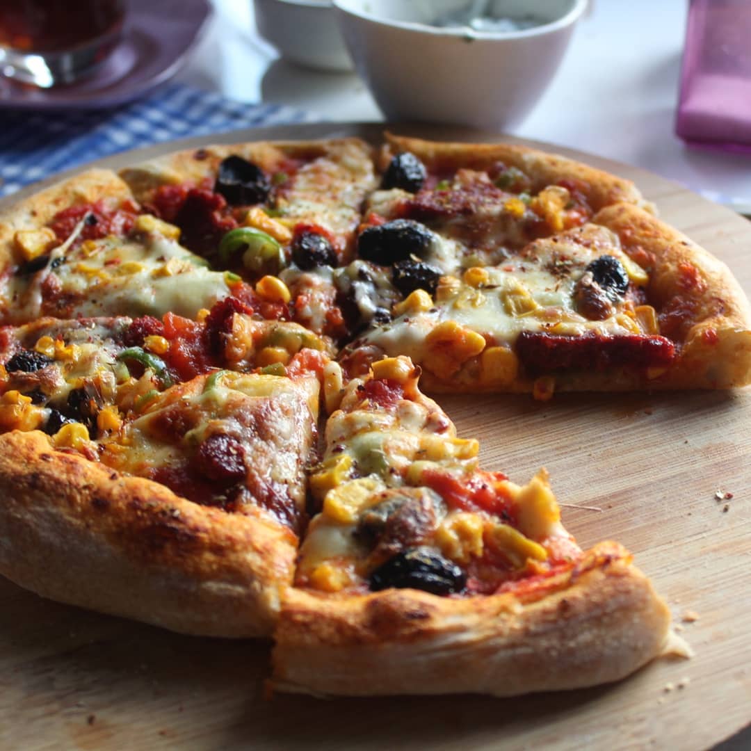 PİZZA TARİFİ Bir Kase Lezzet