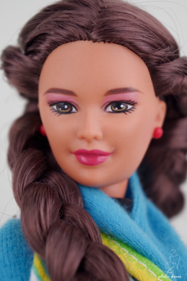 Plastic Dreams :: Barbie et miniatures: Peruvian Barbie Doll
