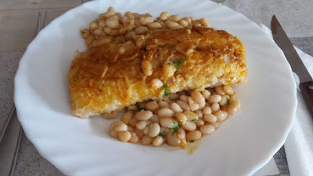 Bacalao a la llauna con Fesols de Santa Pau