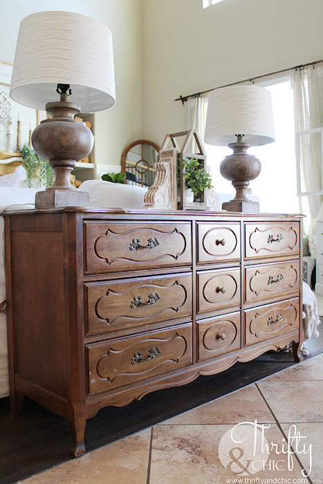 How to use chalk paint. How to paint furniture. Dresser makeover. Chalk paint furniture diy. Chalk paint techniques. How to paint furniture with chalk paint. Vintage dresser makeover. Sofa table decor ideas. How to use chalk paint. How to paint furniture. Dresser makeover. Chalk paint furniture diy. Chalk paint techniques. How to paint furniture with chalk paint. Vintage dresser makeover. Sofa table decor ideas.