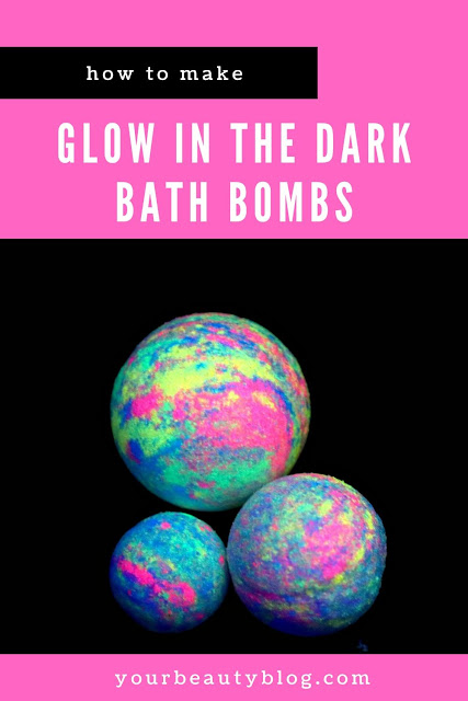 How to make bath bombs that glow in the dark. This easy bath recipe diy has step by step directions for beginners. They are made with glow in the dark glitter, glow in the dark mica, with essential oils, with epsom salt, citric acid, baking soda, and coconut oil. Use a kid safe essential oil to make it for kids.  How to make bath boms for easy DIY recipes. DIY bath boms for bath gifts and homemade gifts for friends. These are in a fun tie dye pattern. #glowinthedark #bathbomb #diy