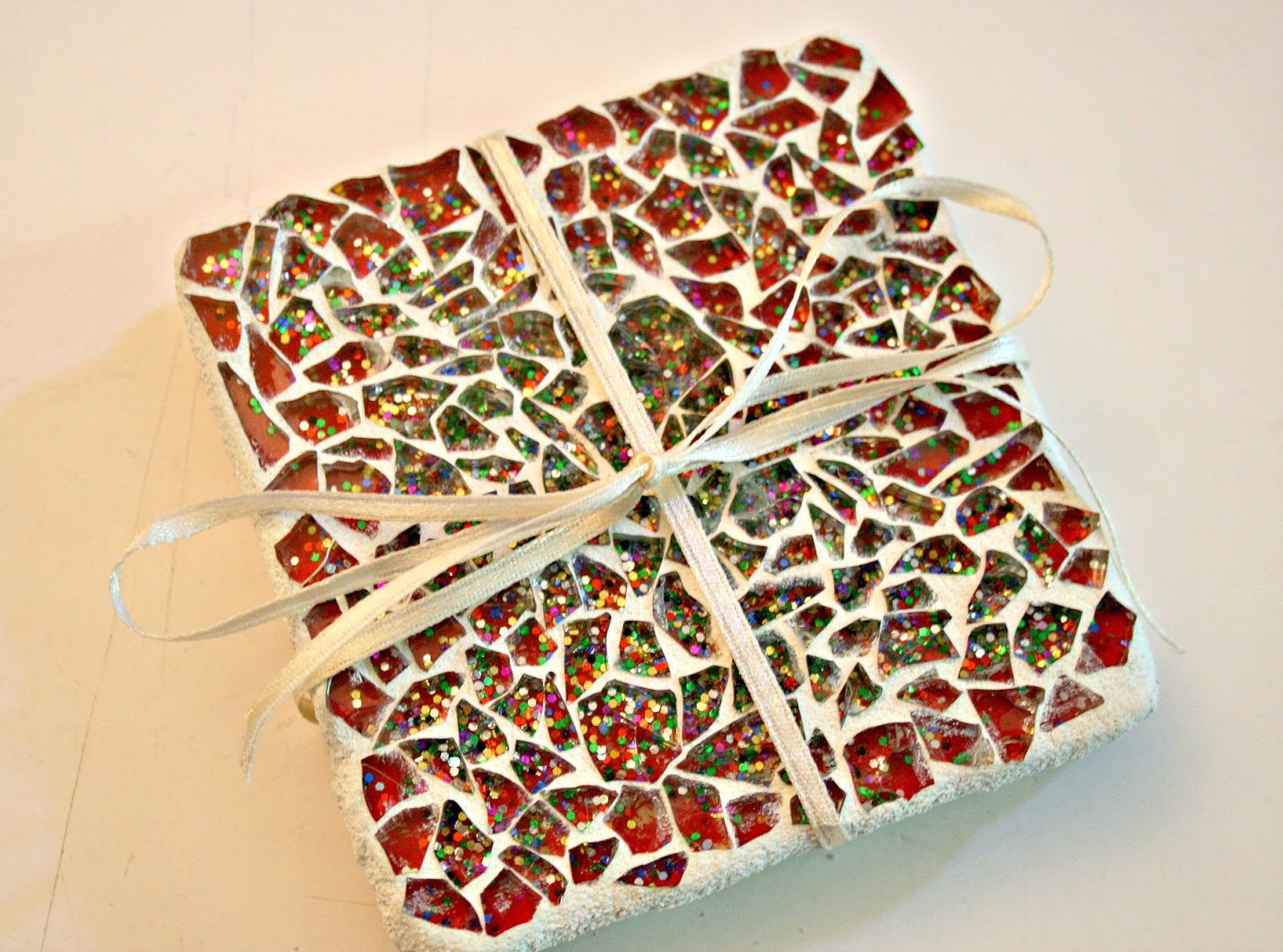 Art By Earth Mother Mosaics How To Make 4 Inch Mosaic Coasters Using