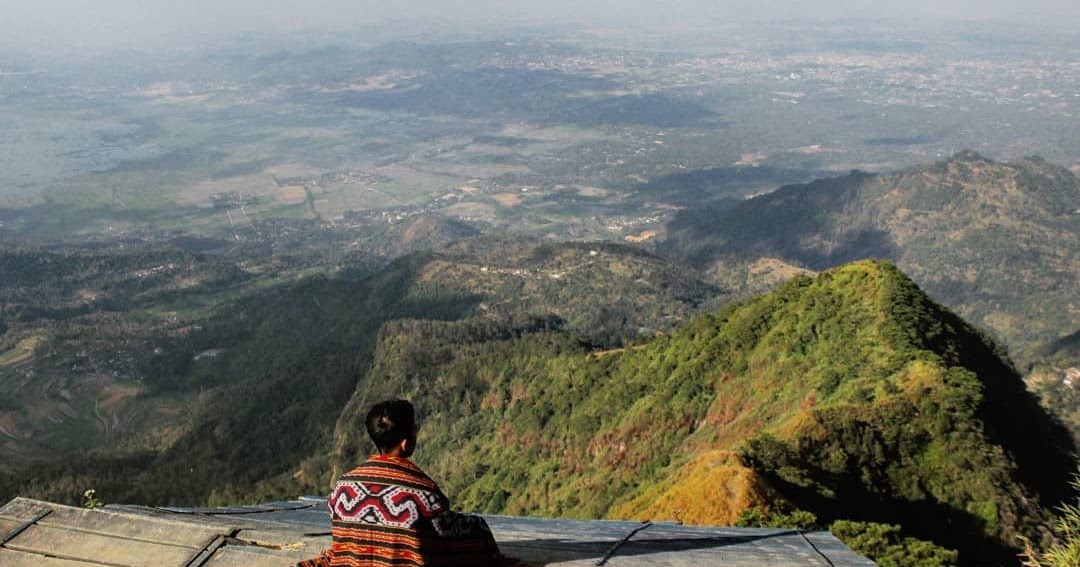 Lokasi Rute Foto Dan Harga Tiket Masuk Puncak Gunung Telomoyo