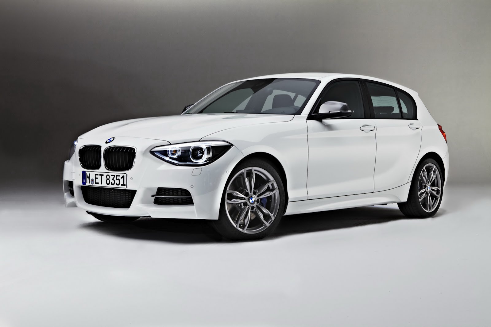 What is the top of the line bmw car #7