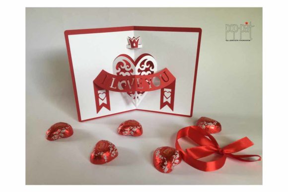 Download Free 3d Heart Crown PSD Mockup Template