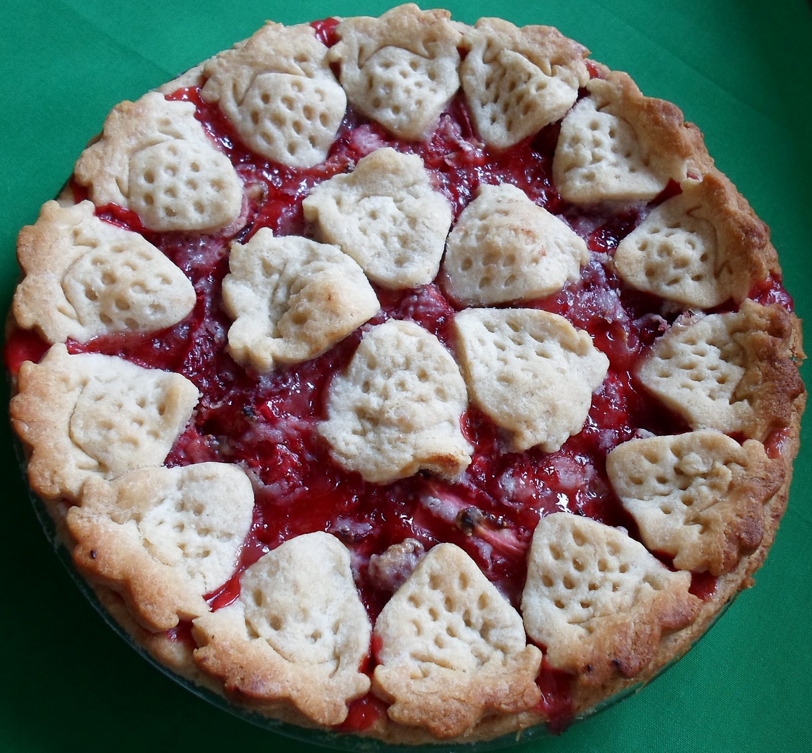 Happier Than A Pig In Mud: Baked Strawberry Pie