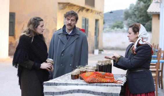 Άγριες Μέλισσες: Φωτογραφίες από το αποψινό επεισόδιο!