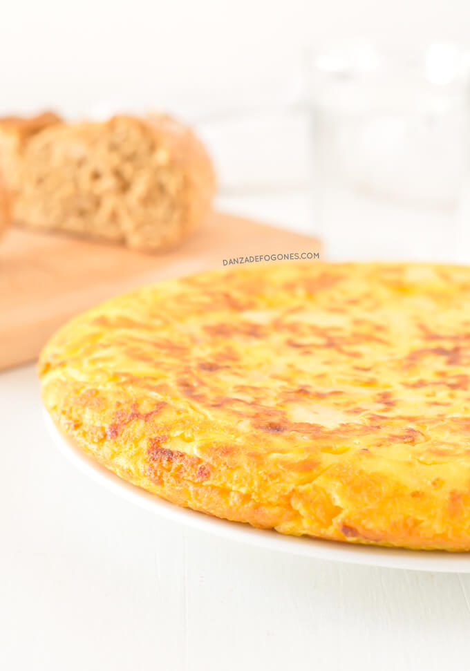 Vegan potato omelette | danceofstoves.com Vegan potato omelette | danceofstoves.com