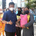  900 Paket Sembako Murah Disalurkan Untuk Warga Kelurahan Sambau