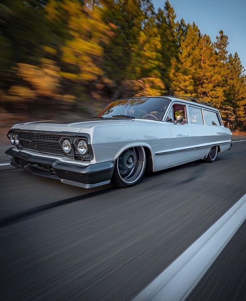 Coxandthegang: '63 Impala Wagon on the move, on this monday