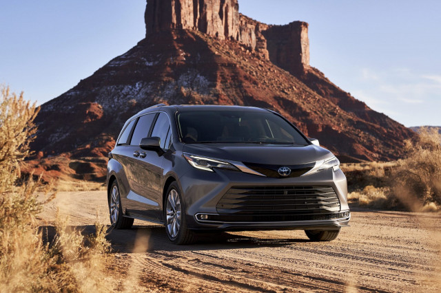 2022 Toyota Sienna Review