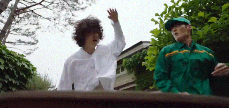 [좀비탐정] 좀비 액션이란 이런 것이다...gif | 인스티즈