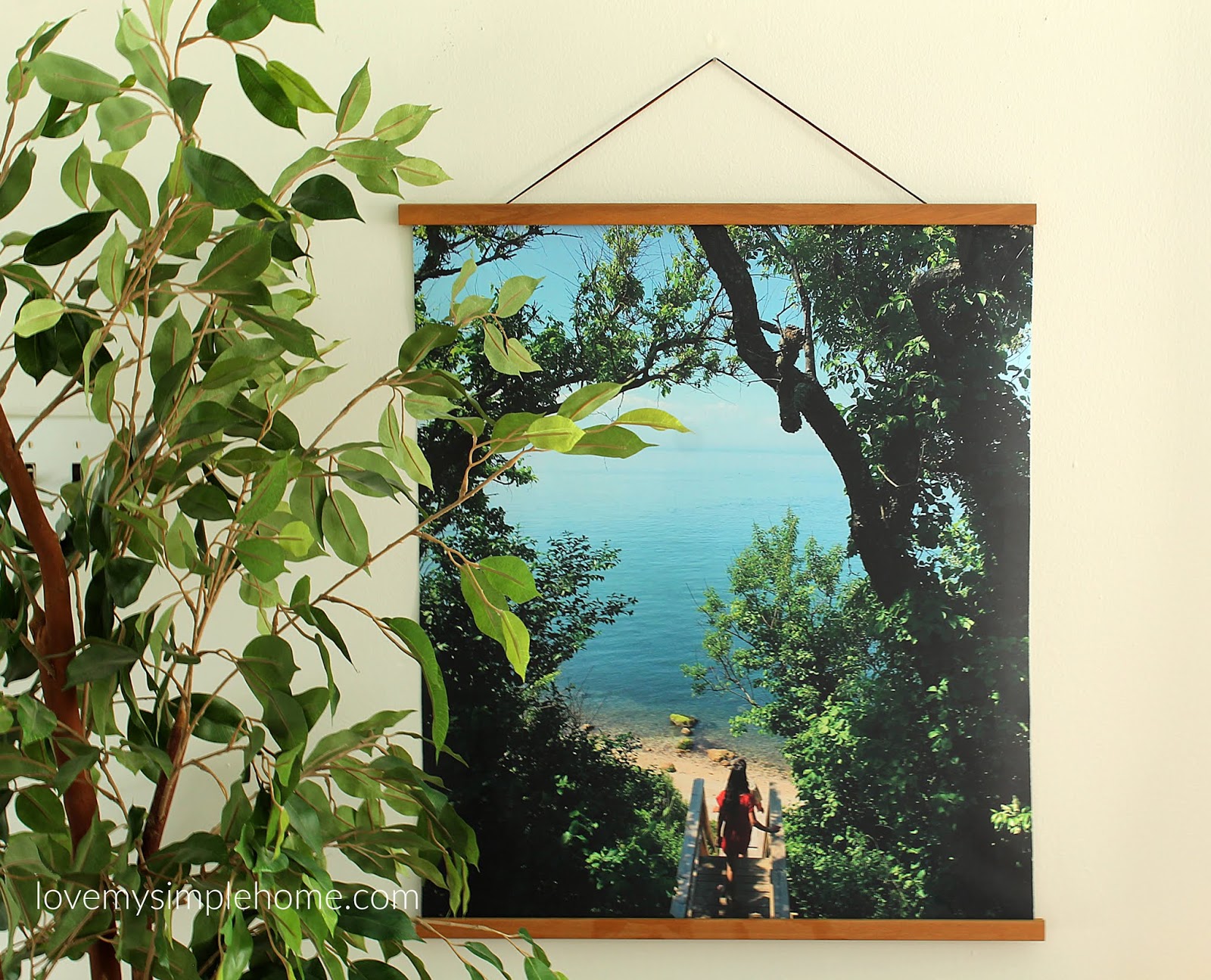 the easiest way to hang an awkward sized print-lovemysimplehome.com the-easiest-way-to-hang-an-awkward-sized-print-lovemysimplehome.com