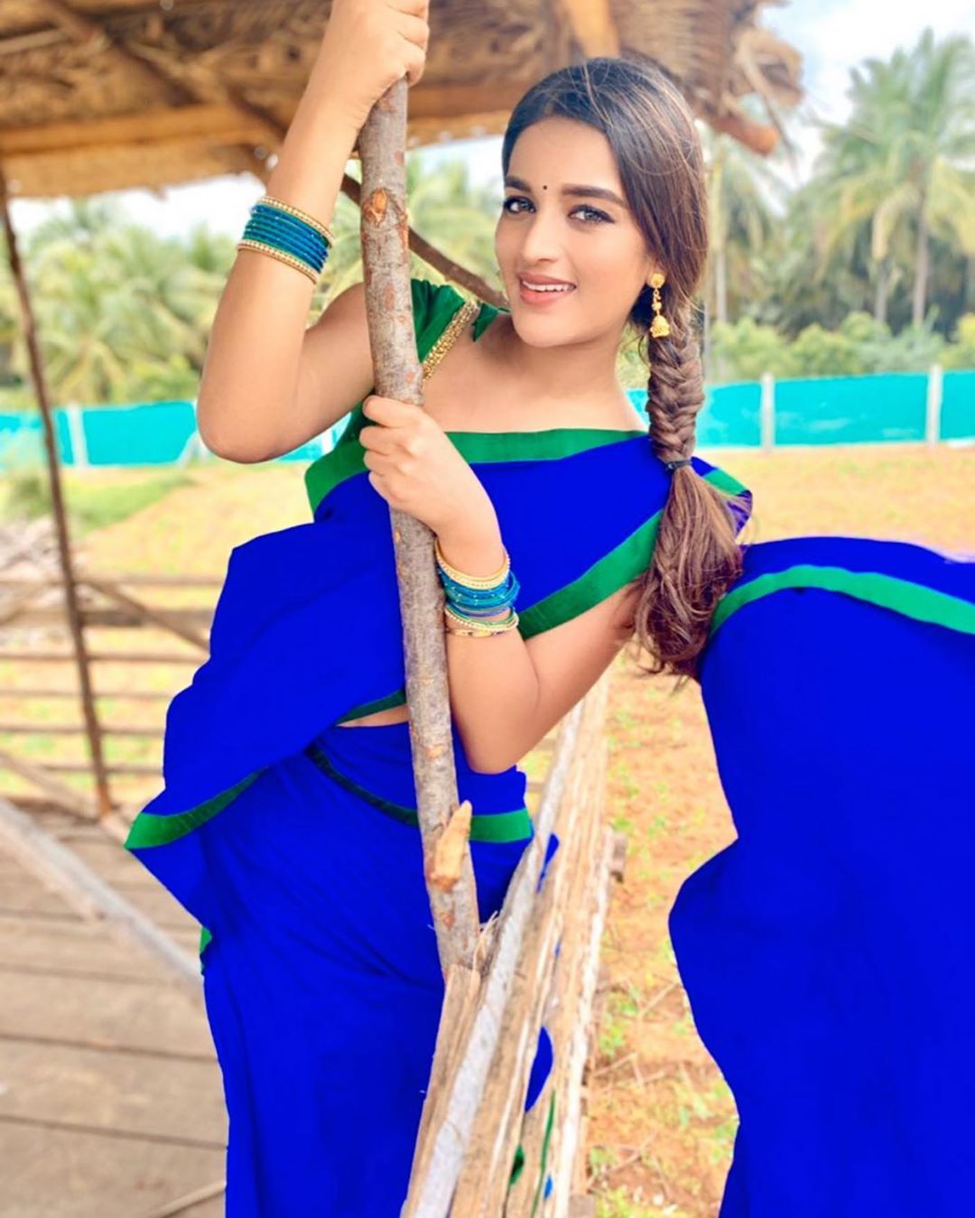 saree pics
