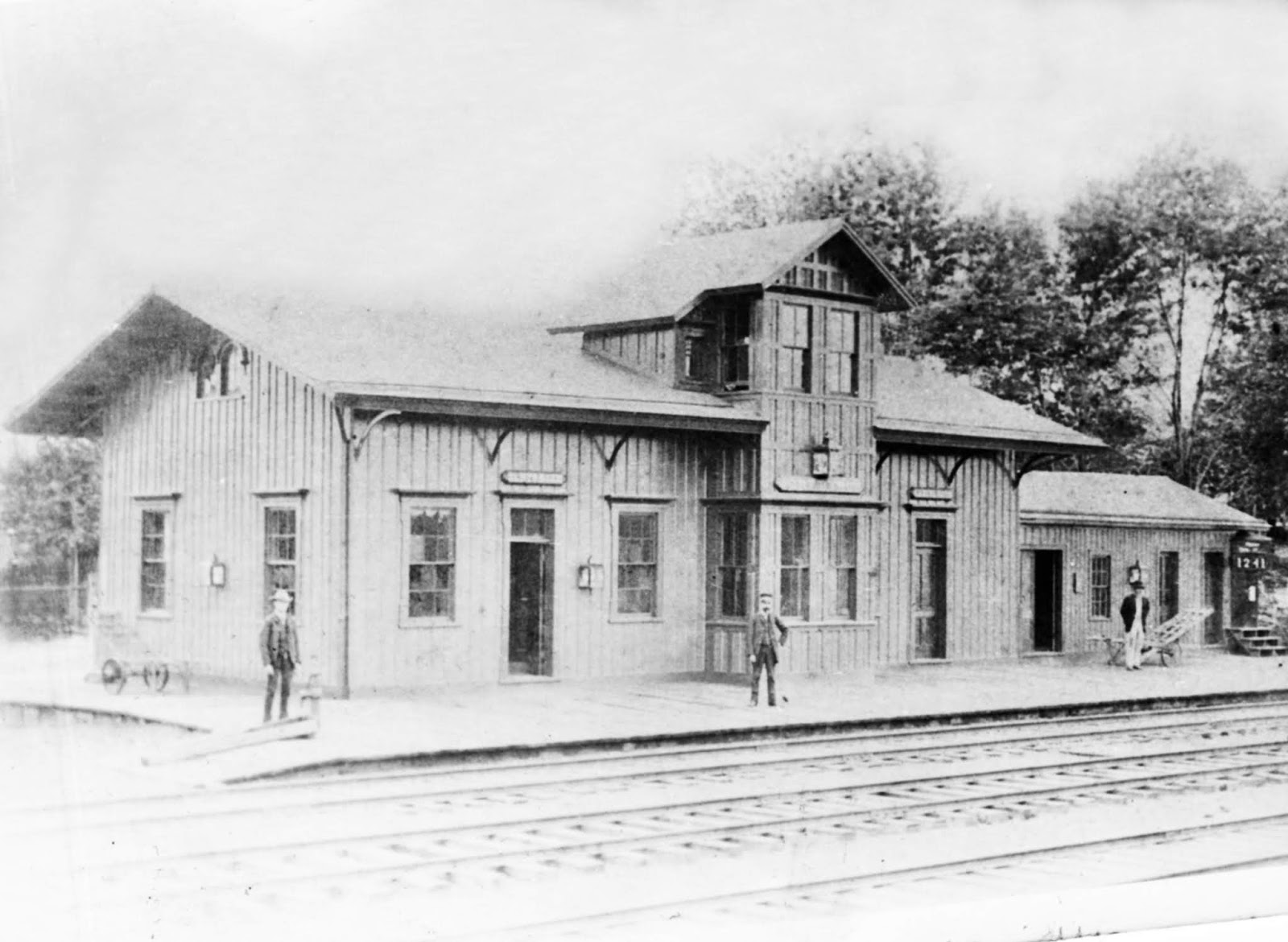 Vintage Railroad Pictures New York Central Depot, North Port Byron, N.Y.