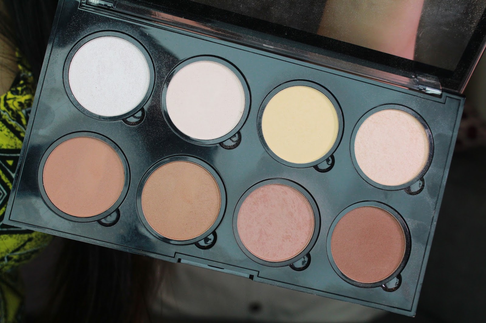 Diva Makeup Queen Best Drugstore Contour & Highlight Palettes
