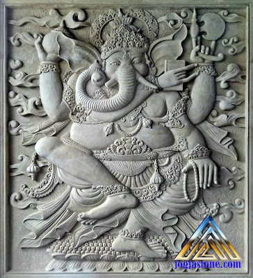 Ukiren Relief batu alam putih/krem dibuat dari batu alam jogja gambar motif gambar Ganesha