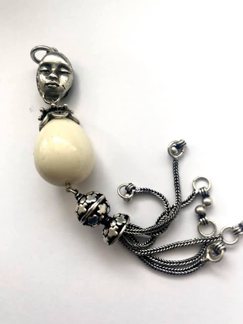 Ciondolo "Fatina" in argento e bronzo (metalclay) e resina. Designer Faltner Kerstin