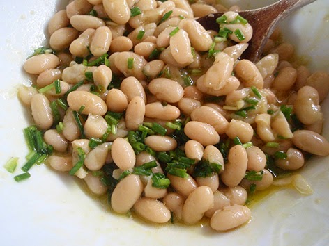 Ensalada de alubias con cebollino