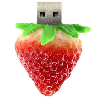 strawberry usb pen drive