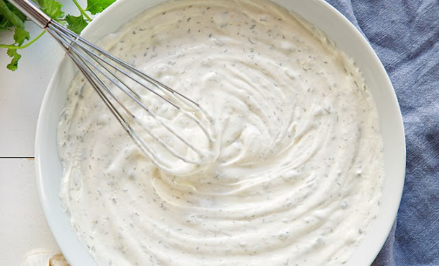 Homemade Buttermilk Ranch Dressing #dinner #appetizers