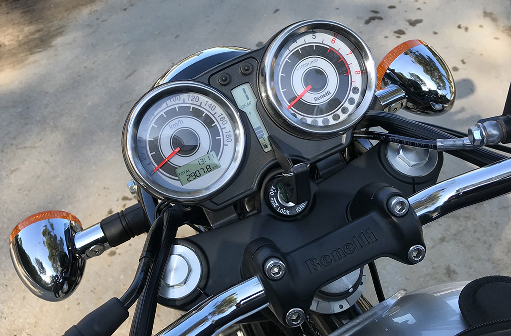 Blog de Jose Maria Alguersuari BENELLI IMPERIALE 400. PRUEBA.