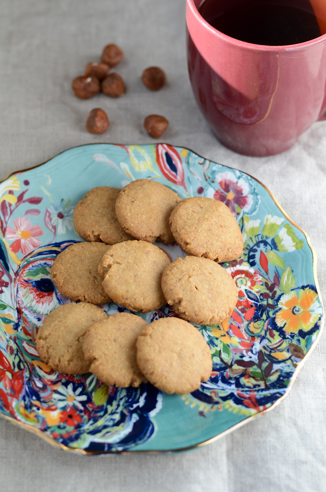 Knitty baker Alpha Bakers Hazelnut Praline Cookies