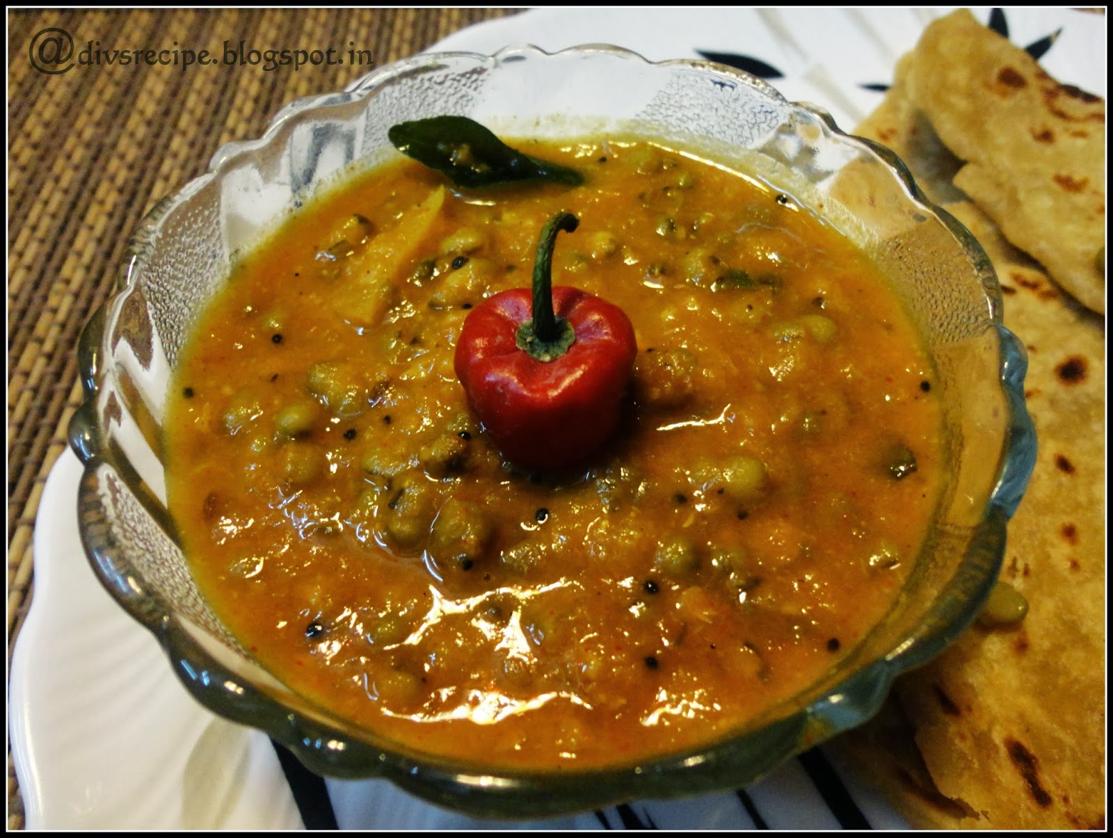 பச்சை பயிறு தொக்கு / Pachai payaru curry (Green gram)