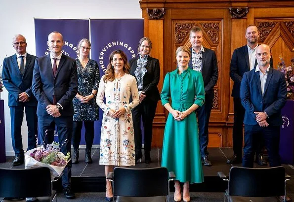 Crown Princess Mary wore a floral print midi dress from Vilshenko. Princess Mary wore Vilshenko Jerry floral print silk dress