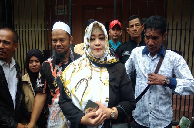 Sambangi Irjen Gatot, Fahira Idris Minta Laporannya soal Ade Armando Diistimewakan Sambangi Irjen Gatot, Fahira Idris Minta Laporannya soal Ade Armando Diistimewakan