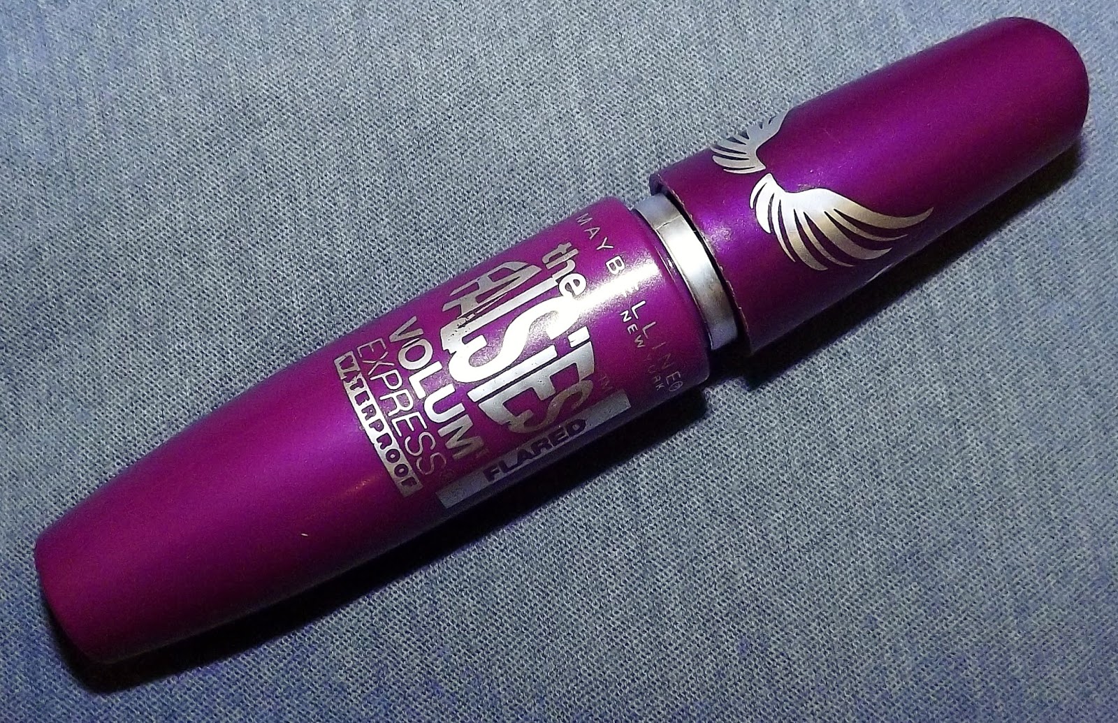 falsies maybelline mascara waterproof swatches volum naesays express