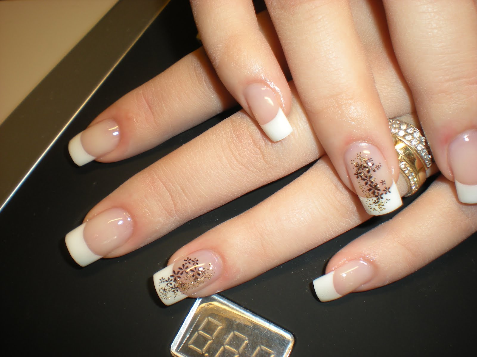 Unghii False Ploiesti Nail Art Manichiura french cu