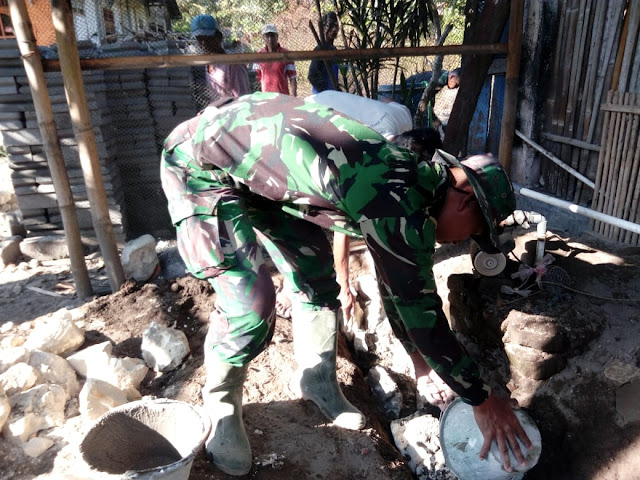 Semangat Yonzipur 4/TK Percepat Rehab RTLH Pada Program TMMD Reg 105 Kodim Klaten