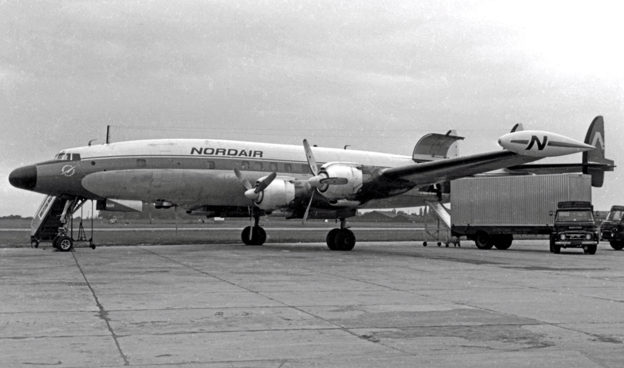 nhungdoicanh: Lockheed L-1049 Super Constellation