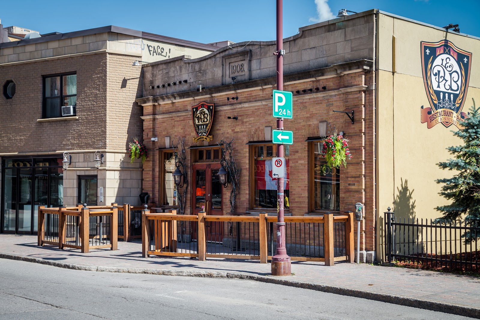 Gatineau and Ottawa - Two Sides of the Same City? - Explore the World with Simon Sulyma