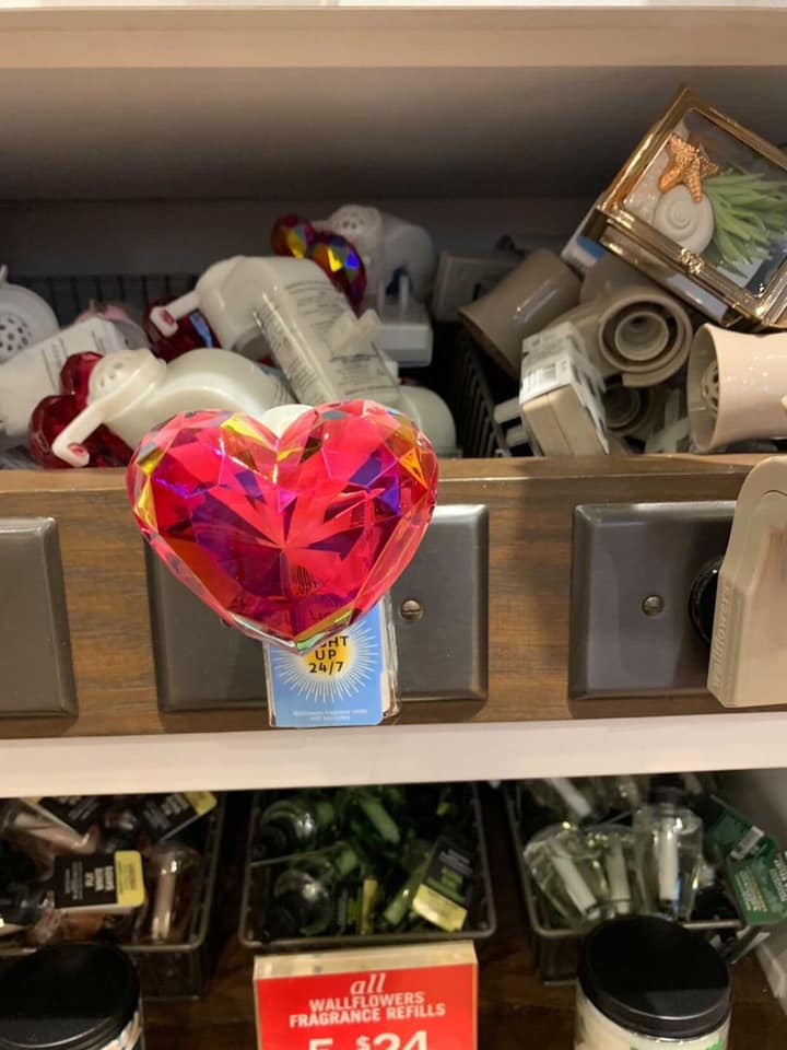 Life Inside the Page: Bath & Body Works | Valentine's Day 2021 Products