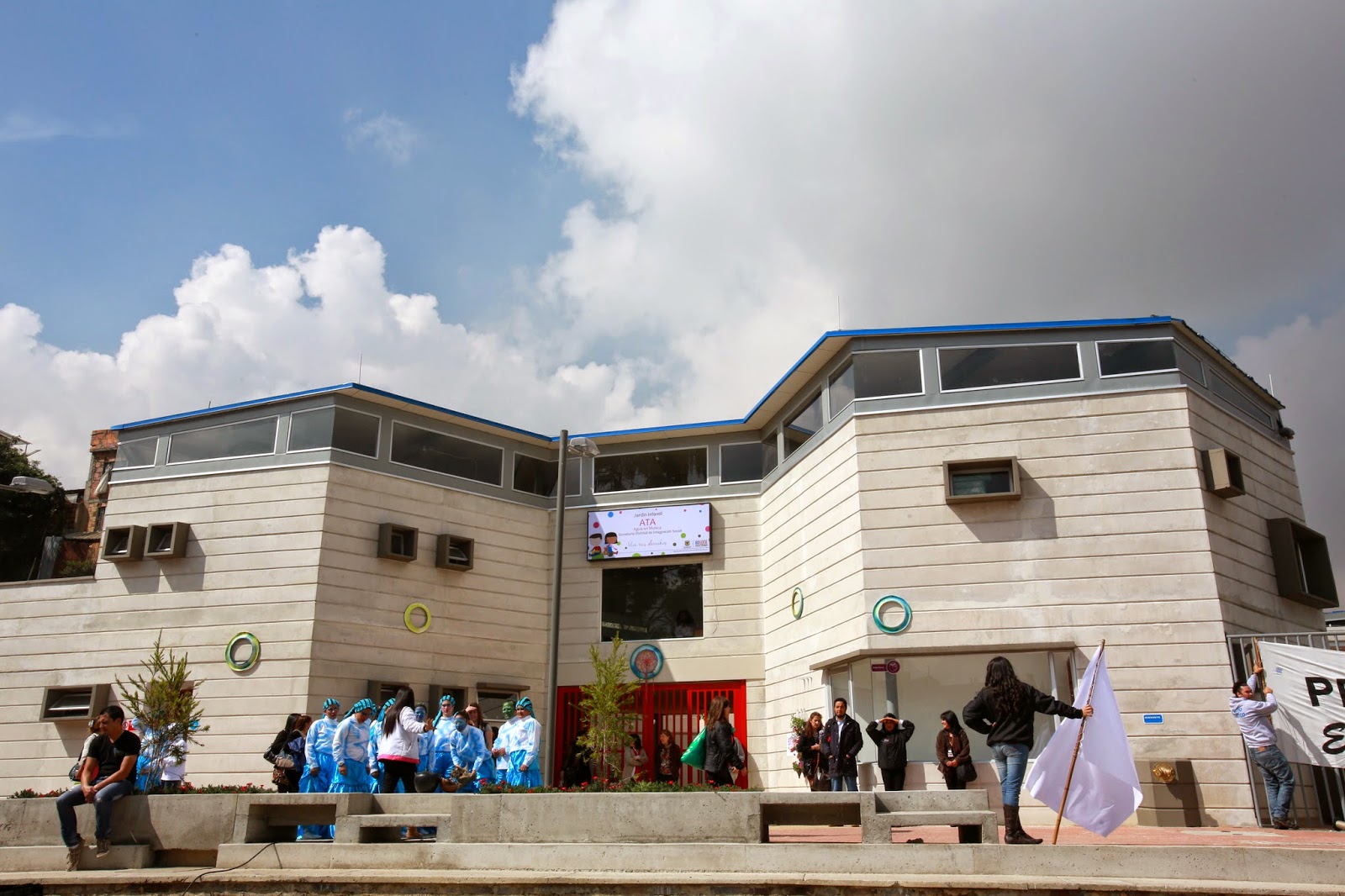 alcalde entrego jardin infantil ata