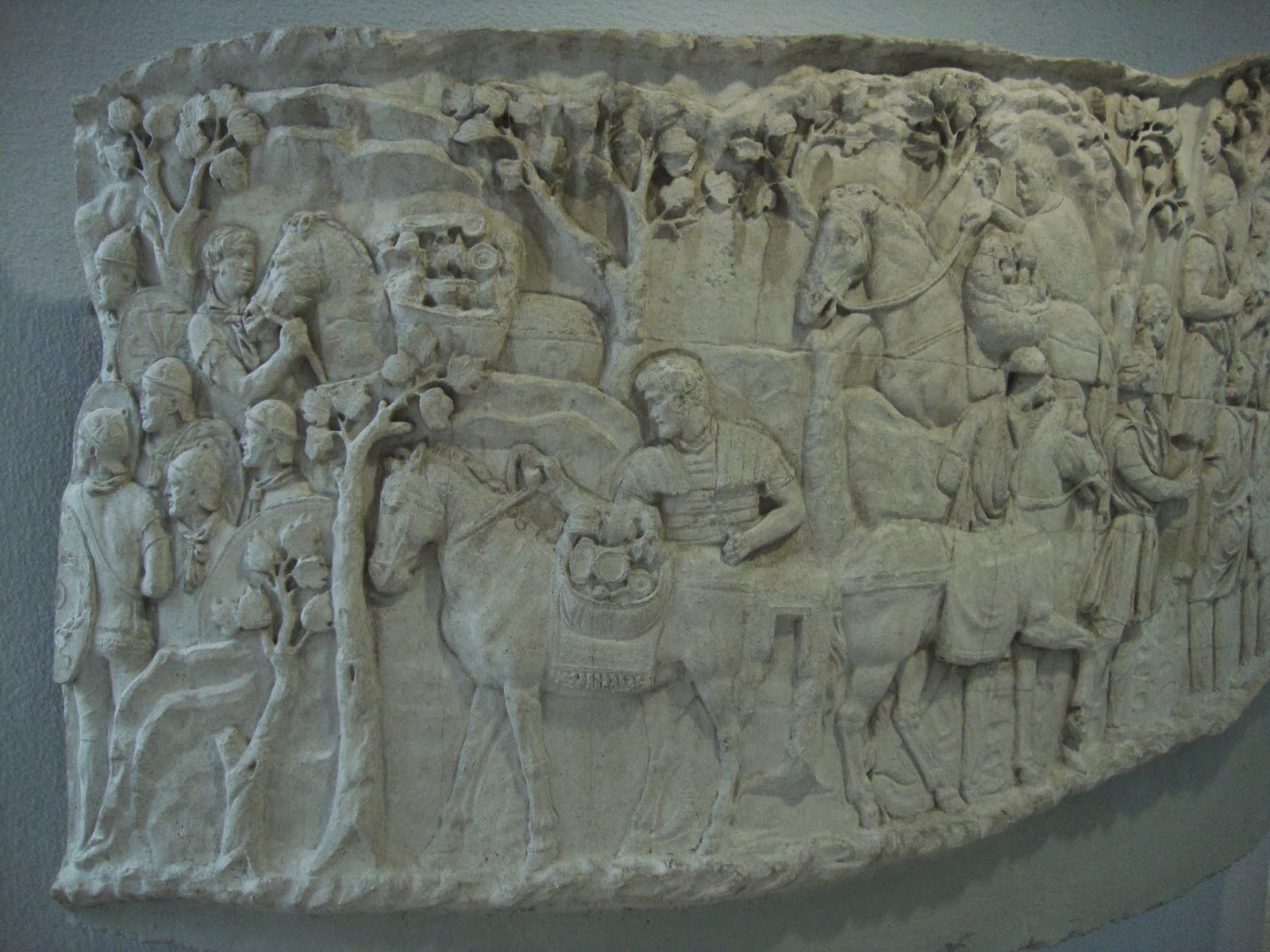 TUDOR PHOTO BLOG: Civilizatia Dacica - Aurul Dacilor,The Gold of Dacia ...