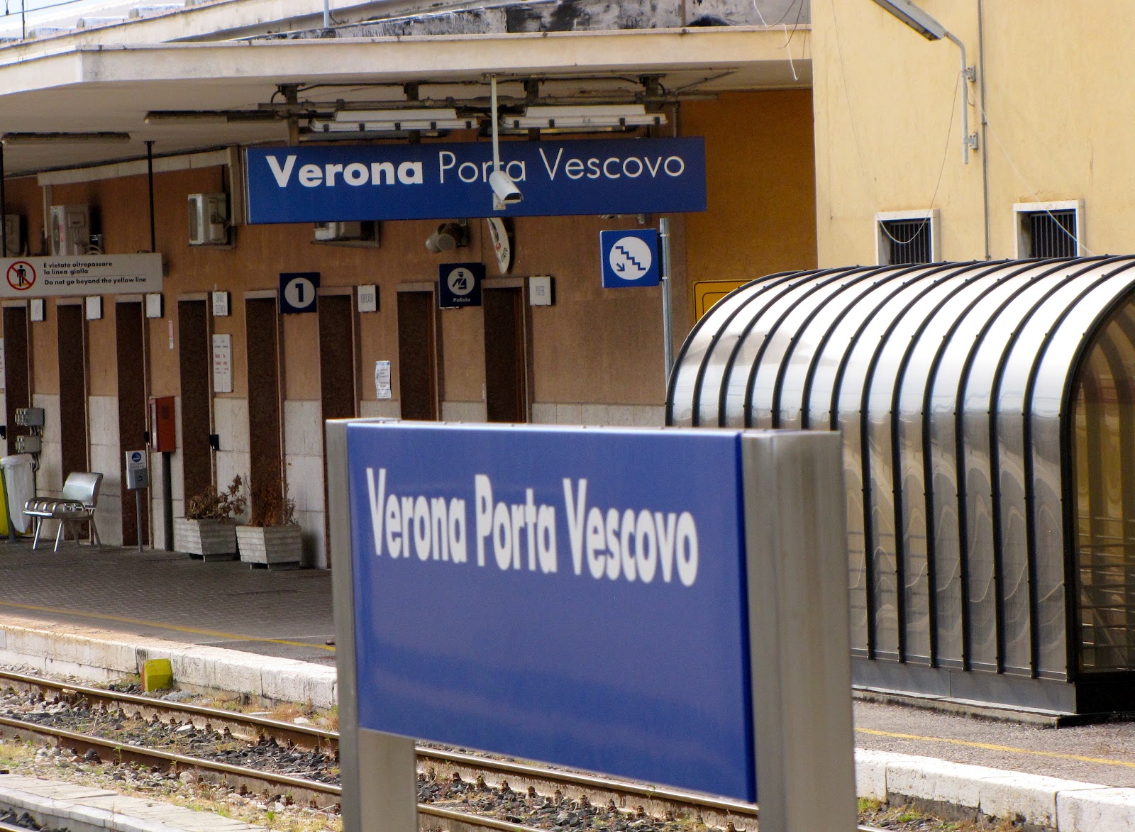 A world of stations Verona (Verona Porta Vescovo)