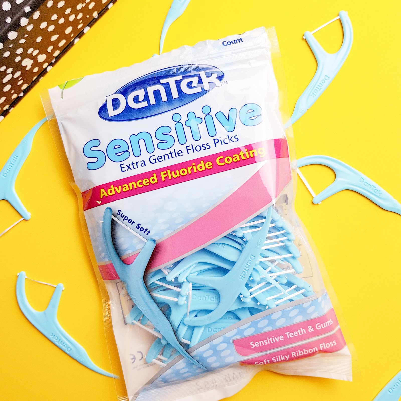 SmileLab Advanced Teeth Whitening Strips Dentak Floss Picks SmileLab Advanced Teeth Whitening Strips Dentak Floss Picks